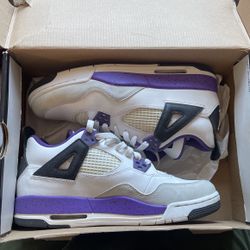 Jordan Size 7.5 Y