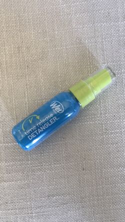 “Wet” Brand Hair detangler
