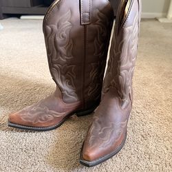 Laredo Women’s Size 9 Snip Toe Cowboy Boots