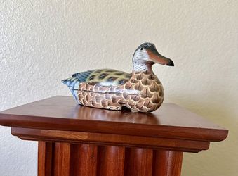 Figurine