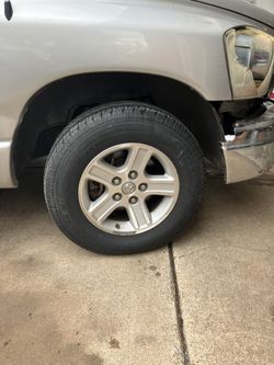 18inch Wheels x4 2 Newish Tires And 2rotted Rims Are Nice Tho
