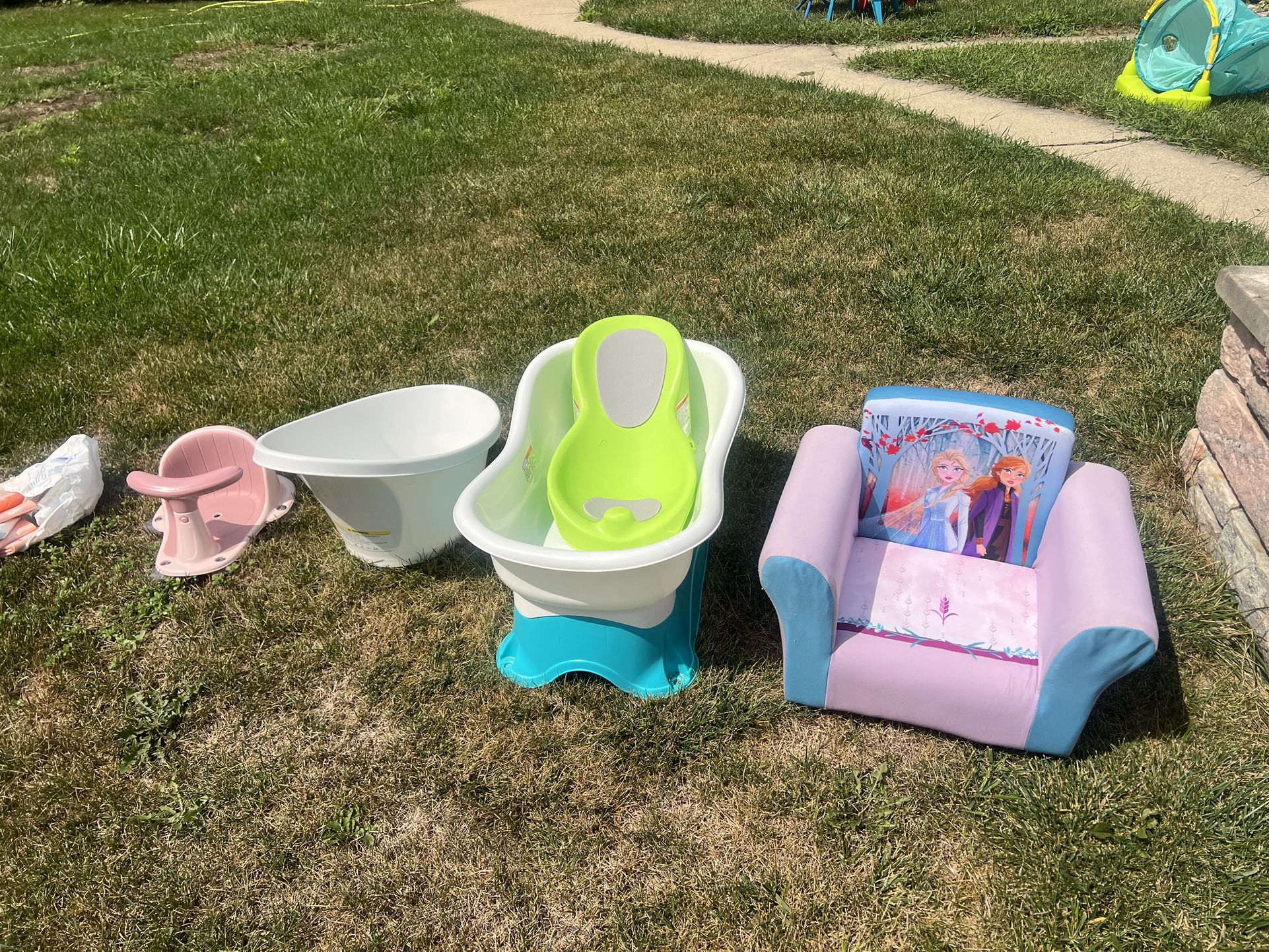 Baby / Newborn Bath Tubs