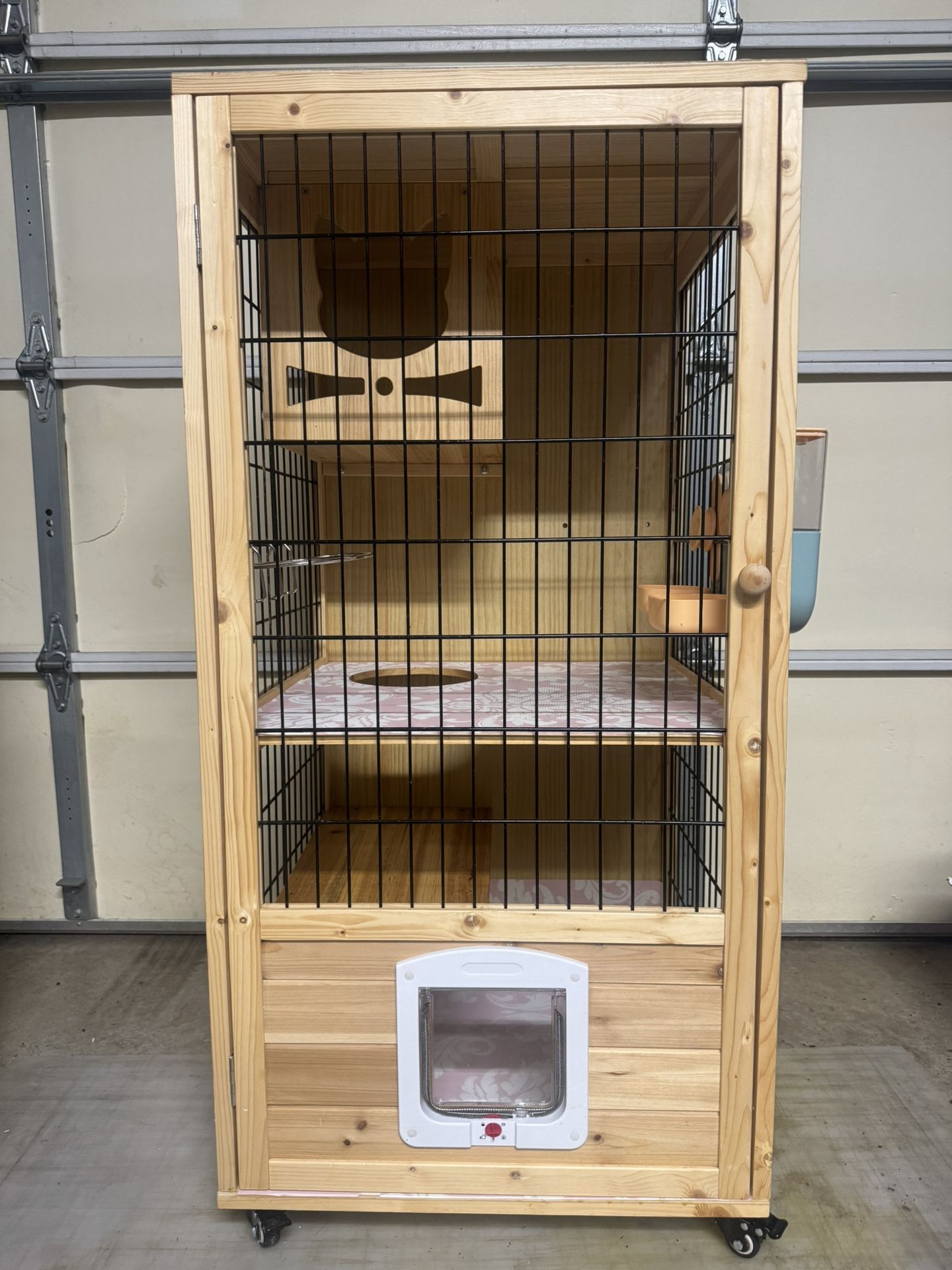 Fabulous Wood Cat Condo Enclosure