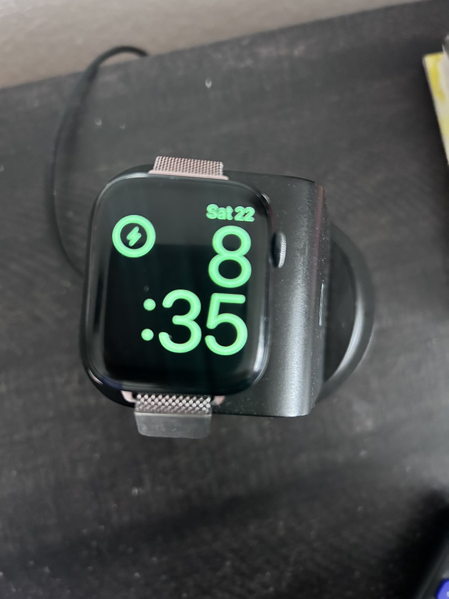 Apple Watch Series 8
