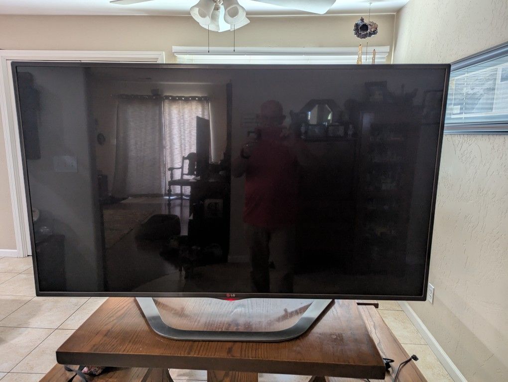 55" LG LED TV