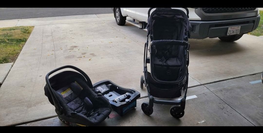 Urbini Set Stroller