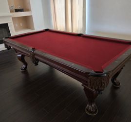 Artisan Deisgn Pool Table 8’ (Free Delivery & Pro Setup)