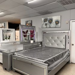 Queen Or King Bedroom Set NEW