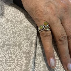 Size 7 Ethiopian opal