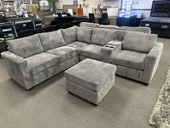 Gray Sofa Sectional w/ Free Ottoman