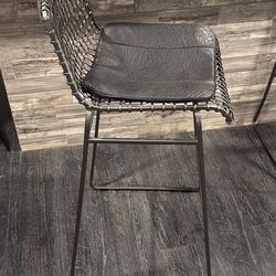 Crate And Barrel 4 Bar Height Stools