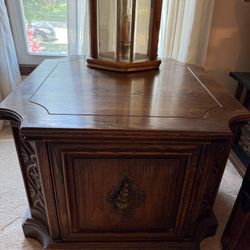 End | Side Table | Very Well Made