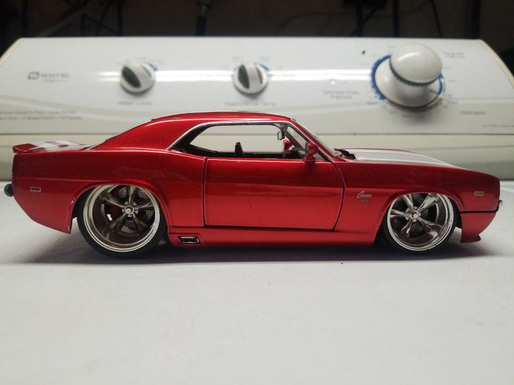 1969 Chevy Camaro Toy 1/24 Scale Toys
