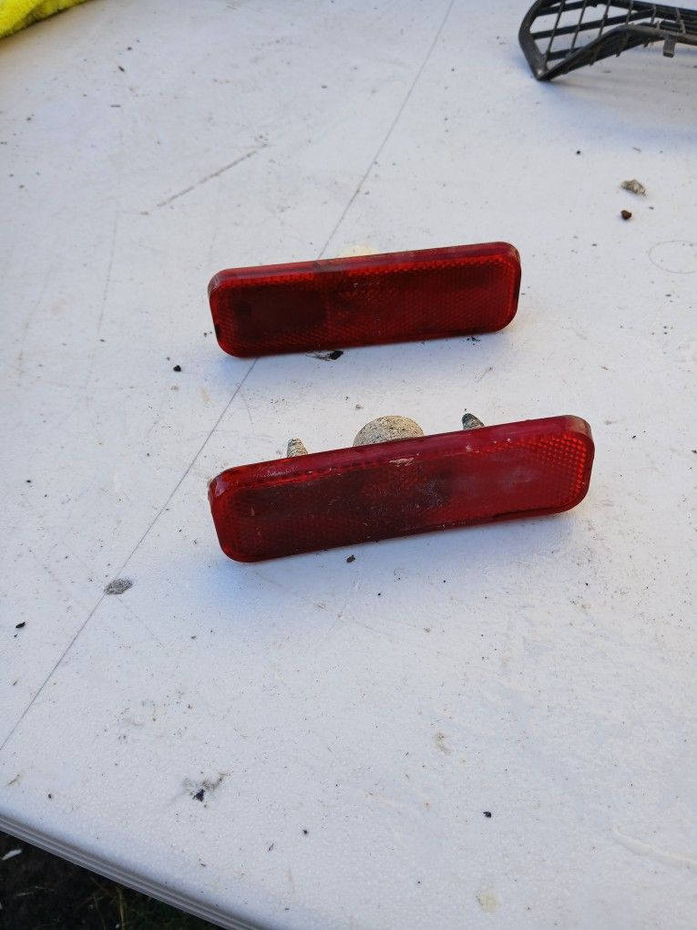 Camera rear marker lights 70-73