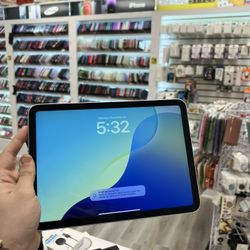 iPad 10th WI-FI 64GB + Free Charger + With Warranty 