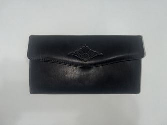 Button Leather Wallet Kiss Lock Checkbook Credit Card Zip Buxton Black Cowhide preowned in good condition Carter Para Dama