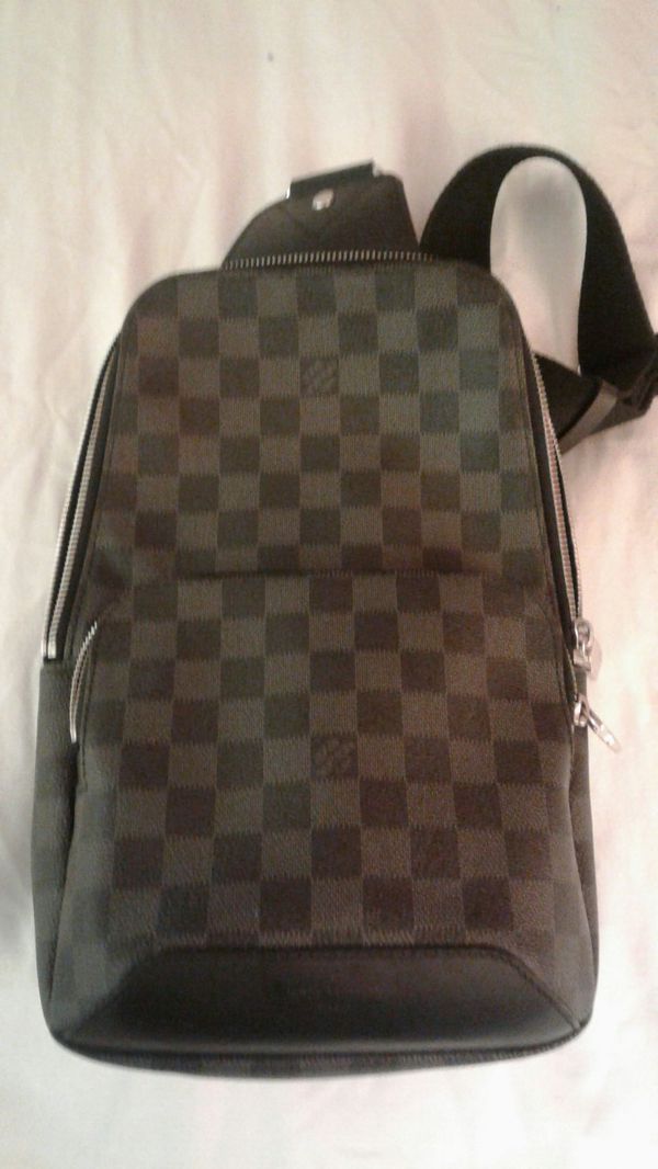 Authentic Louis Vuitton Men&#39;s backpack; RETAILS FOR $1900.00 (I&#39;M PRICED 2 SELL) for Sale in ...