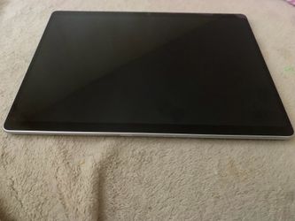 Microsoft Surface Pro 9 (Silver) - FOR PARTS ONLY - Excellent Screen / UEFI LOOP