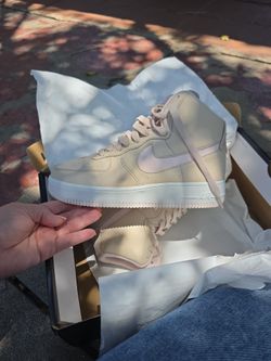 Brand New Size 9 Women Nikes