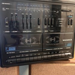 Magnavox Stereo System
