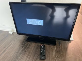 TV Insignia TV 27” with Remote. None Smart!
