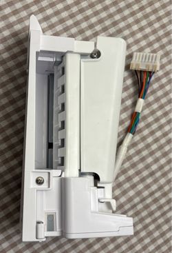Ice maker