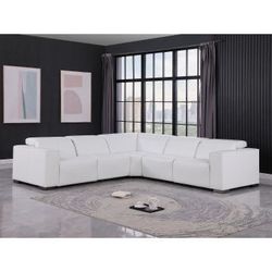 New 5 PC / 3 PWR Reclining Sectional. Genuine Leather.  117x117x31H.  Free Delivery!
