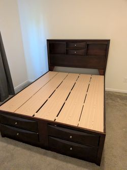 Queen Size Storage Bed