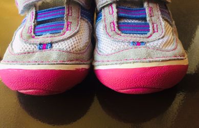 BABY GIRL STRIDE RITE SHOES 3.5 WIDE