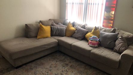 Sectional couch