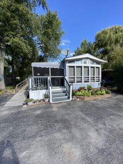 1991 Trophy Park Model