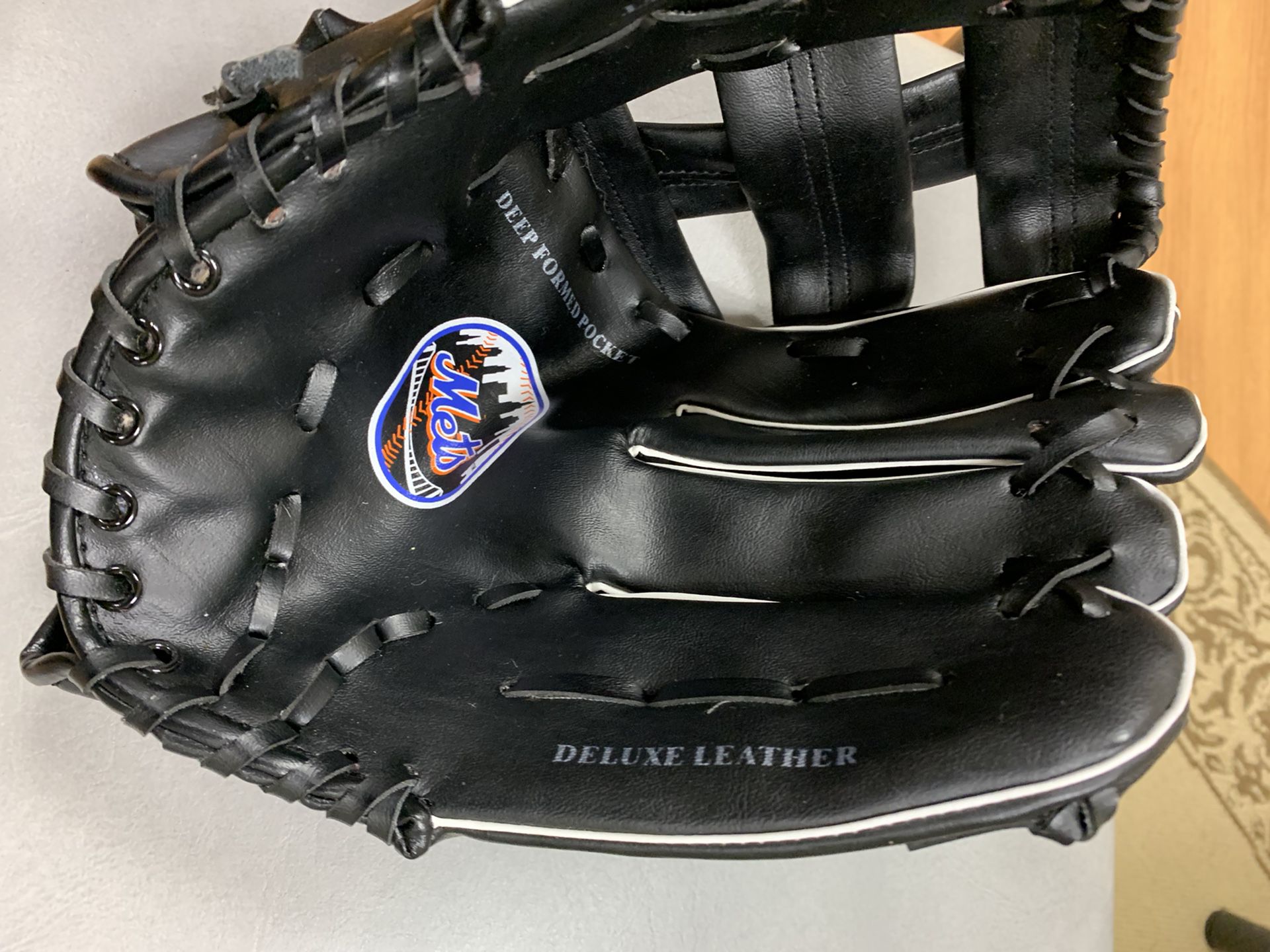 NY Mets Child’s Baseball Glove