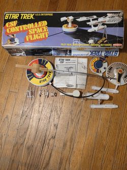 Star Trek U.S.S. Enterprise CSF CONTROLLED SPACE FLIGHT(NON WORKING)