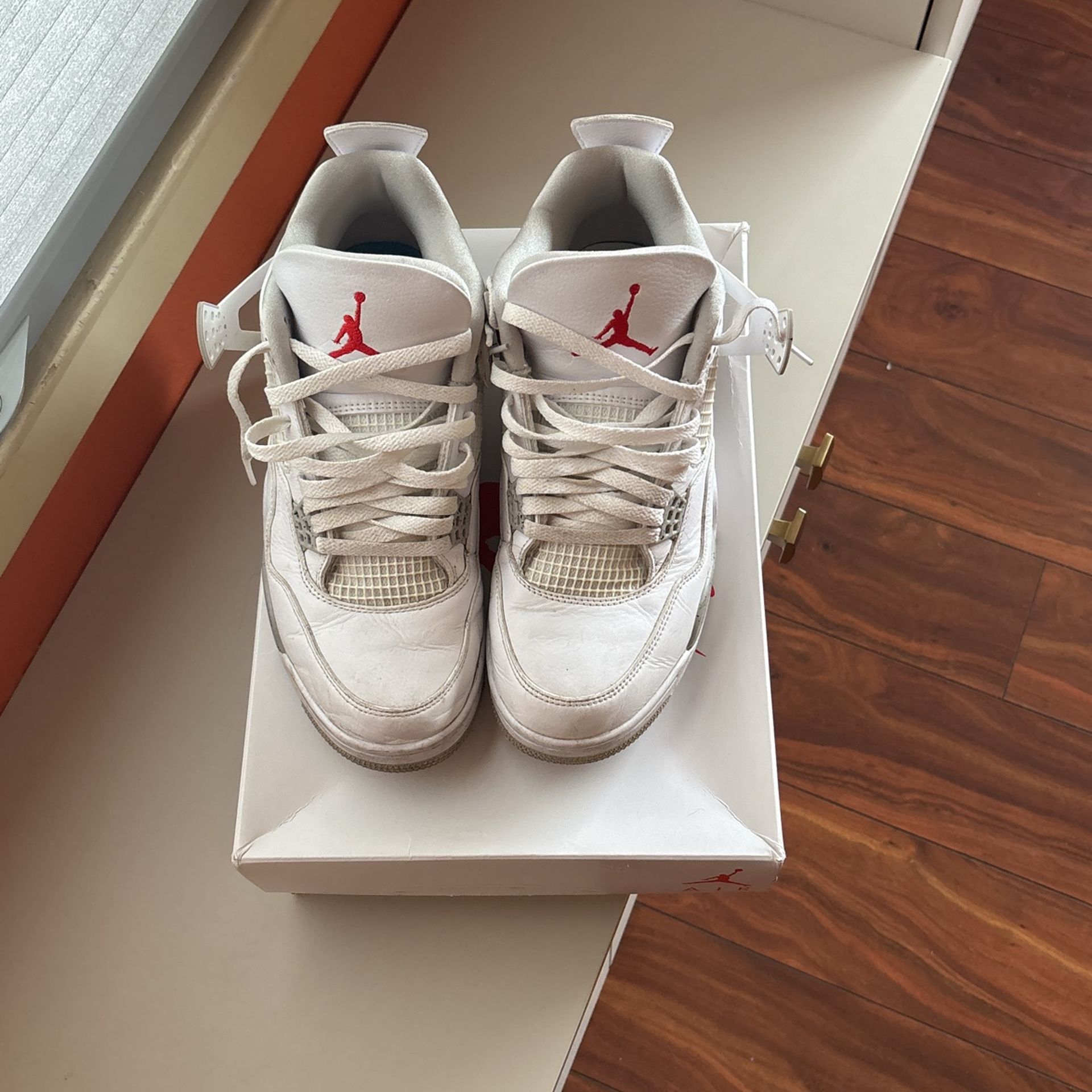 Jordan 4s White Oreo 