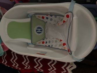 Baby bathtub