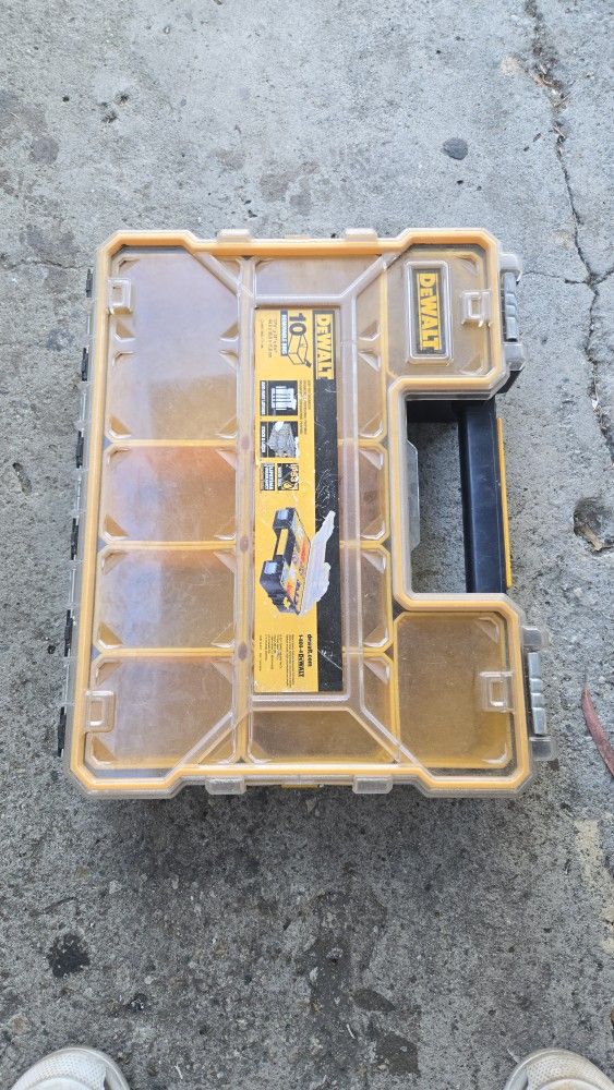 Dewalt Screws Box