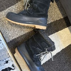 Kids Snow boots Size 2