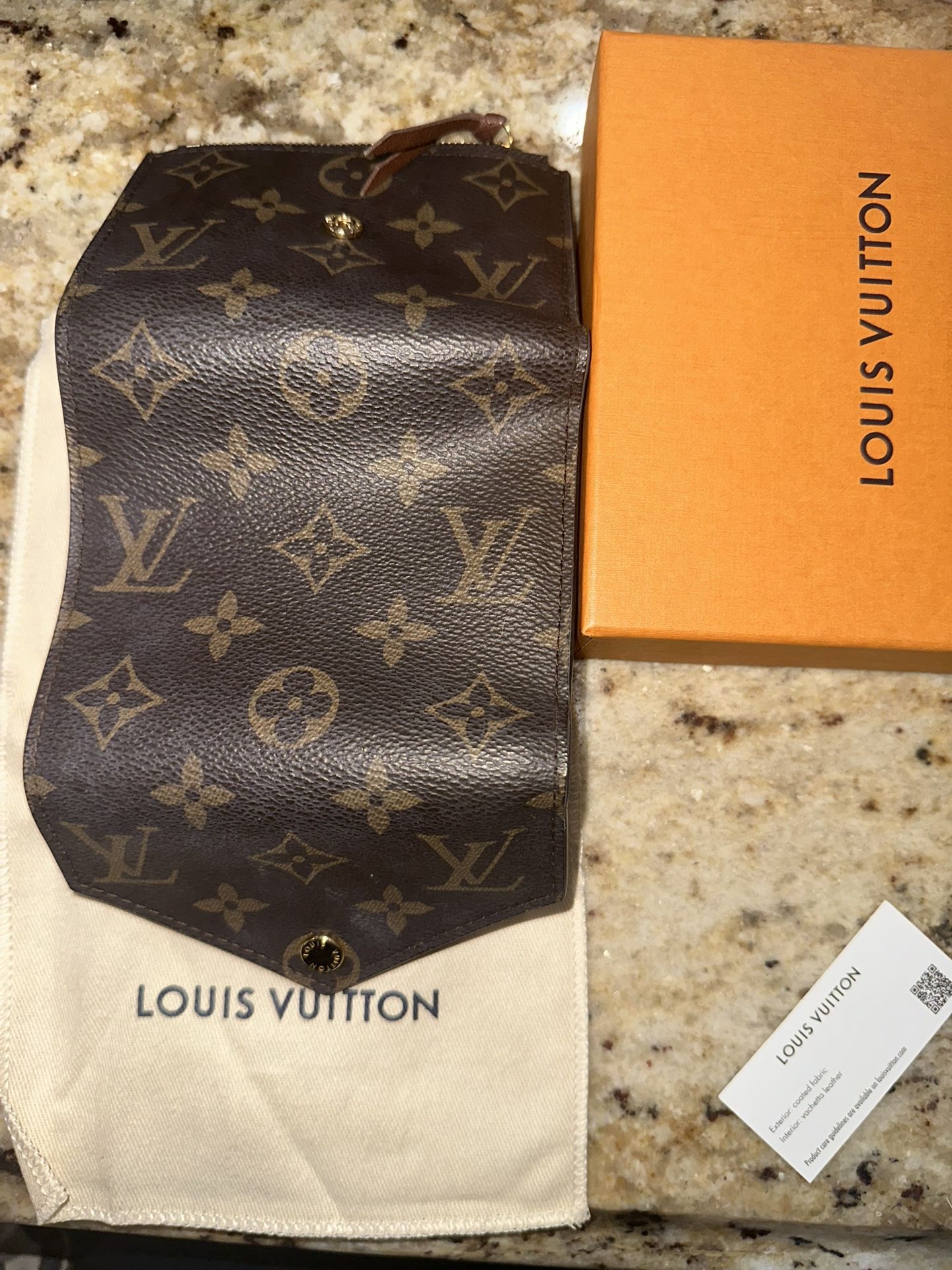 Louis Vuitton Wallet 