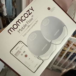 MomCozy M9 Portable Pumps With Replacement Parts