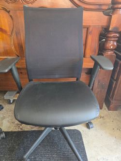 SitOnit Wit high back task chair