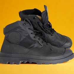 Palladium Boots Size 11 New In Box 