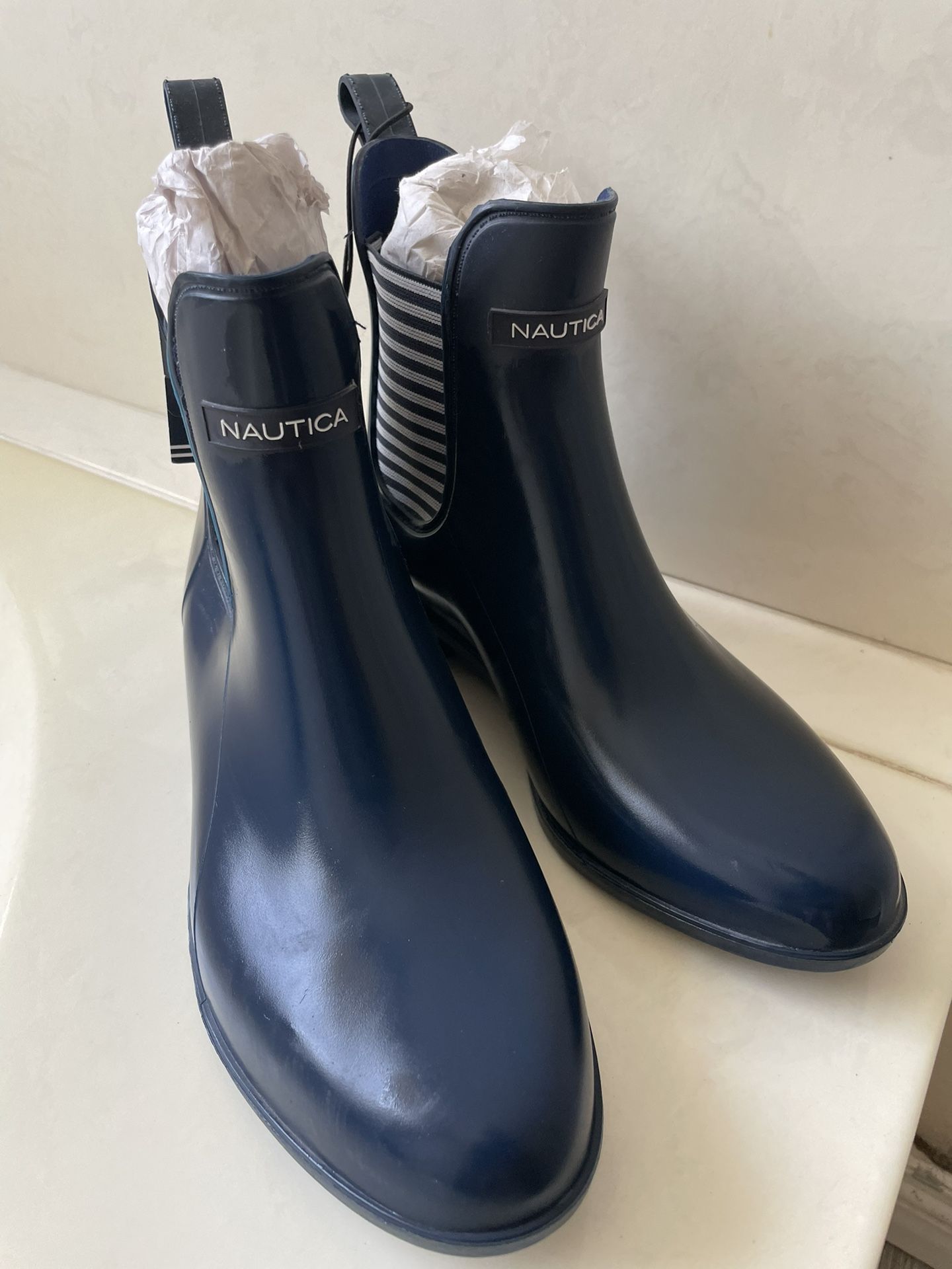 Women’s Bootie Rain boots