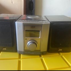JVC FS-6000 Stereo Radio System Bookshelf AMFM CD Black Speakers
