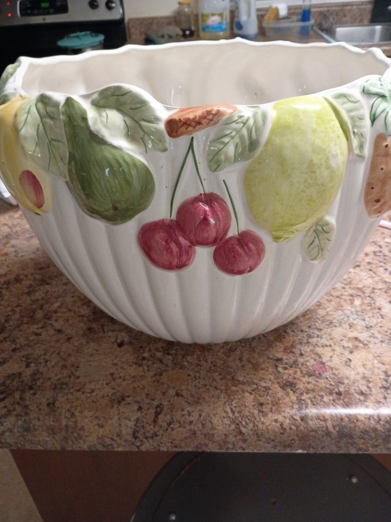 Vintage Cache Pot