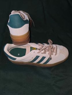 Adidas Gazelle Bold size 9 women