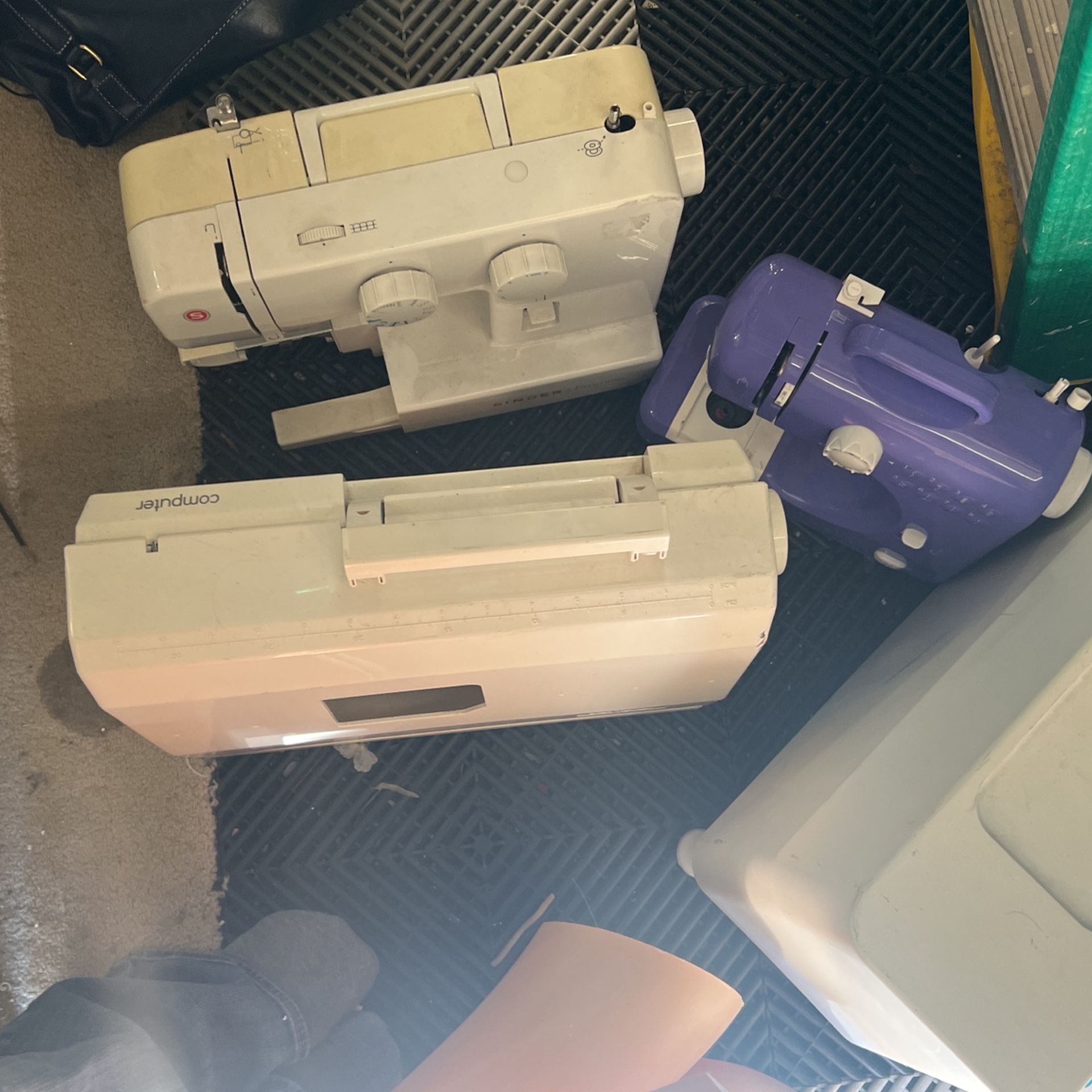 Free Sewing Machines For Parts