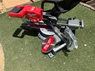 Milwaukee m18 71/4 miter saw