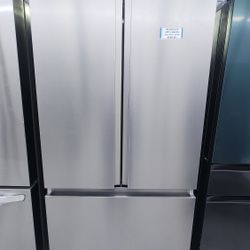 HISENSE 3  FRENCH DOOR REFRIGERATOR WITH BOTTOM FREEZER 1YEAR WARRANTY 1AÑO DE GARANTIA POR ESCRITO 