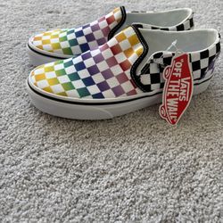 Vans Women’s Size 6.5 Asher Rainbow Color