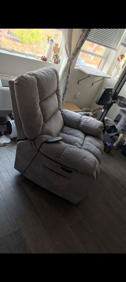 Gray recliner with massage Setting And remote